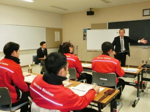 洗車応酬話法を説明する竹下氏