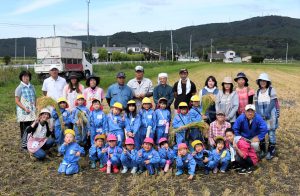 稲井幼稚園と農事組合法人アスターファームの皆さん