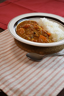 こめ粉の無水トマトカレー
