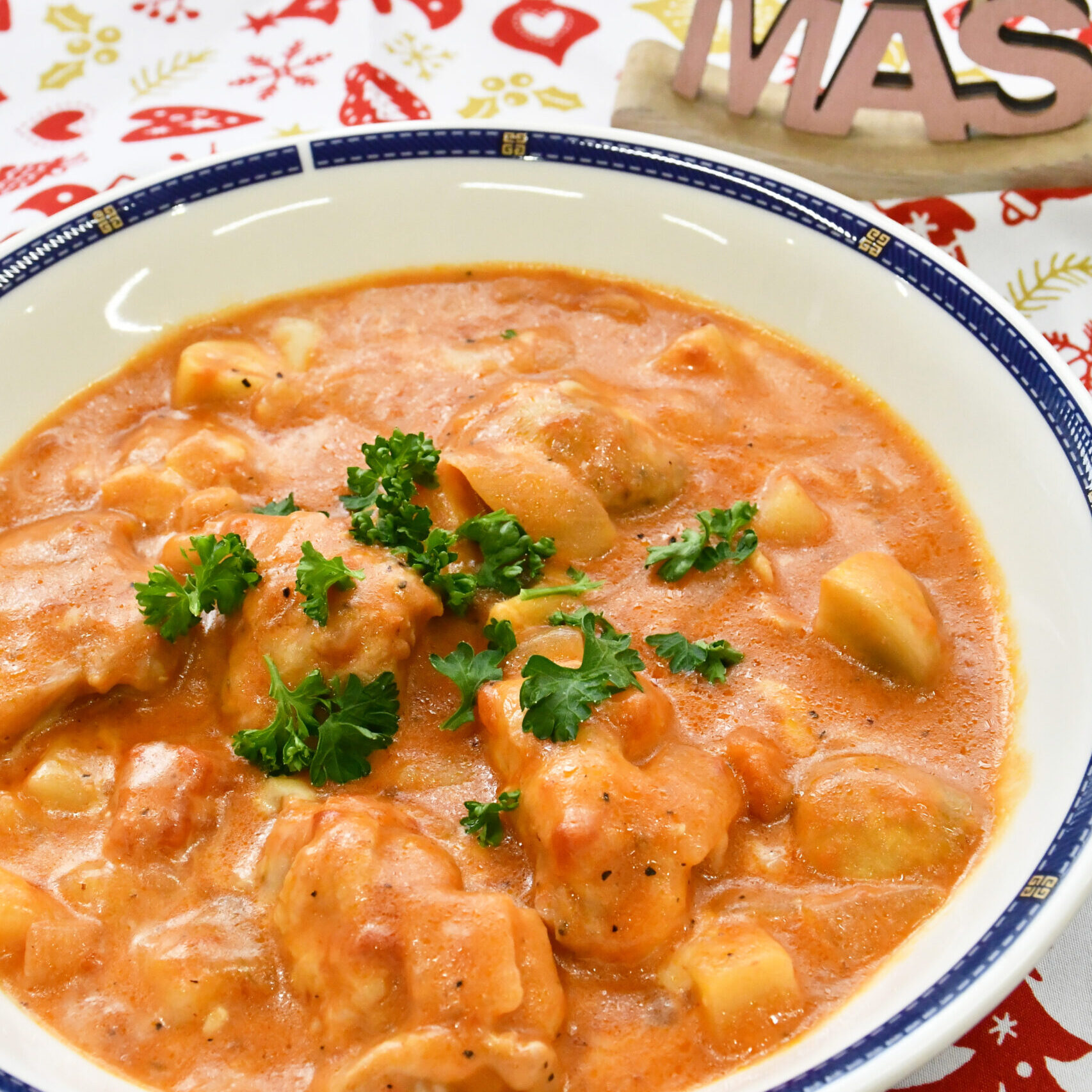 鶏肉のトマトクリーム煮